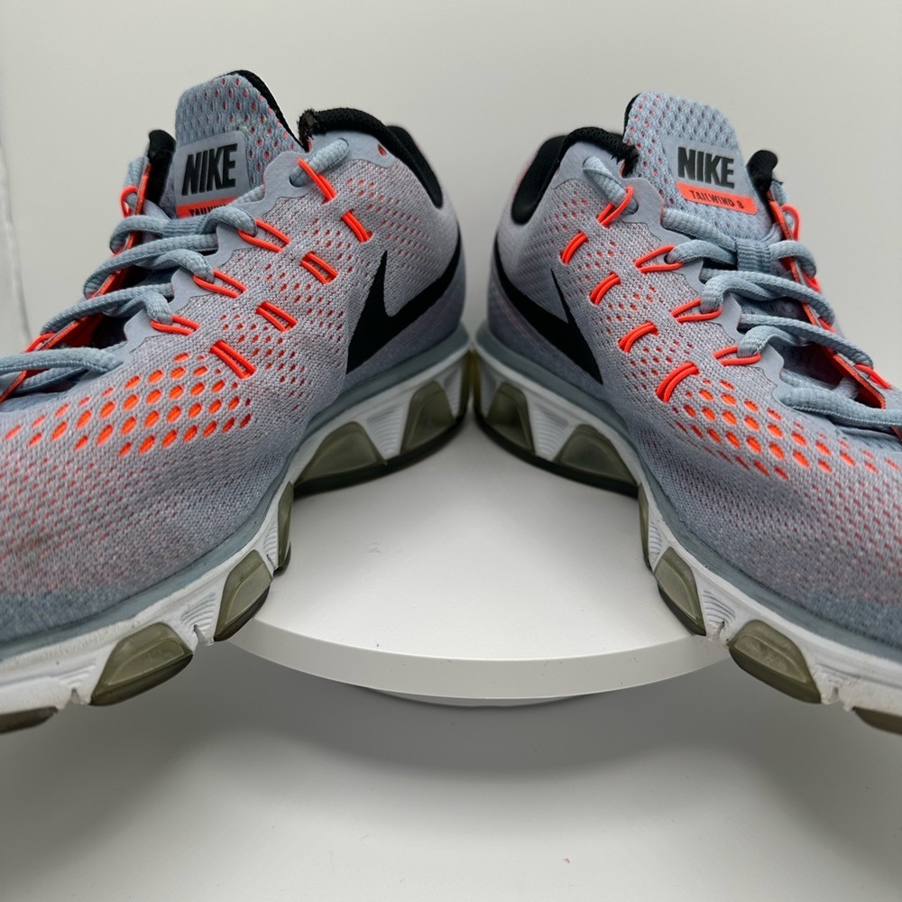 Nike Men's Light Gray and Black Athletic Running Shoes with Orange Accents - Picture 6 of 10
